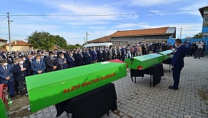 Depremde ölen babaanne ve 4 torunu Çorum'da toprağa verildi