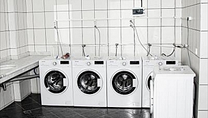 Depremzedeler için 4 çamaşırhane ve 2 mobil anaokulu