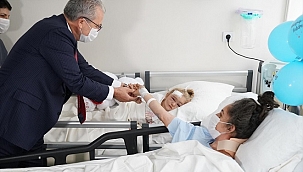 Elif bebek, ailesiyle hastanede buluştu