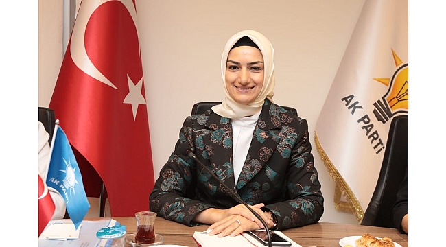 İzmir Büyükşehir Belediyesine "kadın" eleştirisi