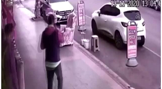 İzmir'de kuyumcu tedarikçisinin çantası, kapkaççılarca gasbedildi