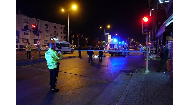 İzmir'de otomobilin çarptığı yaya öldü