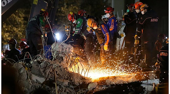 İzmir'deki depremde can kaybı 111'e yükseldi