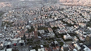 İzmir'deki depremde can kaybı 64 oldu