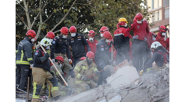 İzmir'deki depremde can kaybı 91'e yükseldi