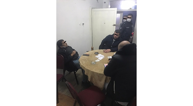 Kumar oynayan 8 kişiye para cezası