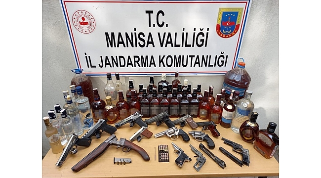 Manisa'da 3 bin 918 litre sahte içki ele geçirildi