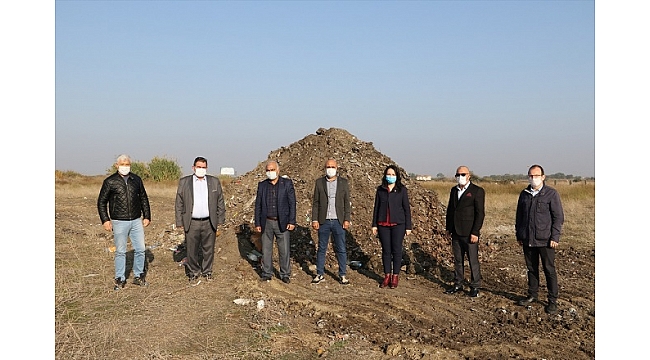 Manisa'da yağmur suyu ızgaralarından 15 ton çöp çıktı