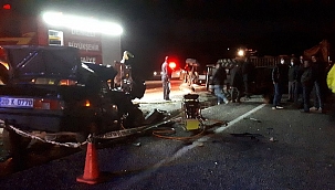 Otomobil traktör römorkuna çarptı: 1 ölü, 2 yaralı