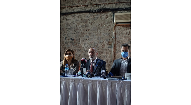 Öztunç, İzmir'de açıklamalarda bulundu: