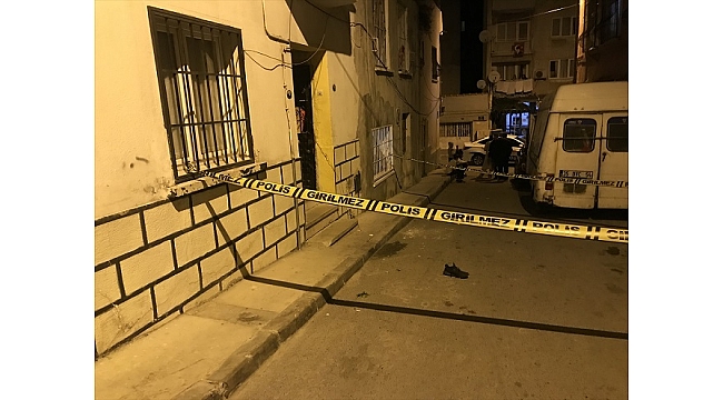 Silahlı kavgada yaralanan kişi hastaneye kaldırıldı
