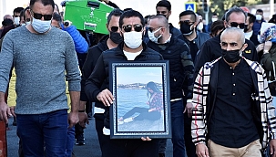 Trafik kazasında ölen genç kızın cenazesi toprağa verildi