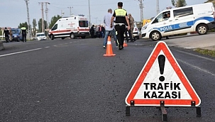 Uşak'ta tırla çarpışan motosikletin sürücüsü öldü
