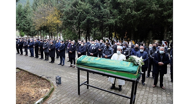AK Partili Gökcan'ın eşi toprağa verildi
