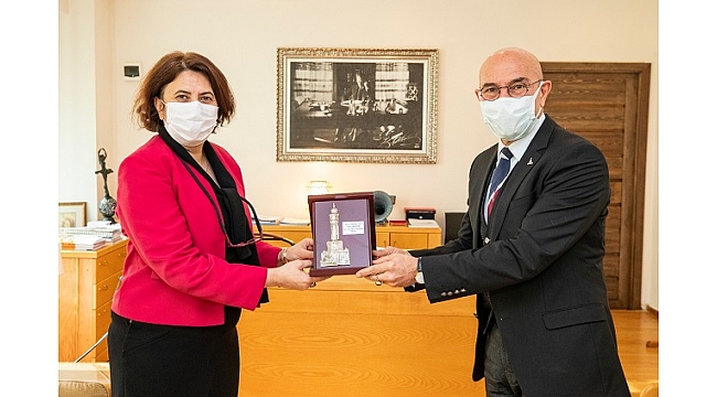 Başkan Soyer Karakurt'u ağırladı