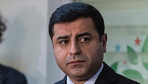 CHP heyeti, eski HDP Eş Genel Başkanı Selahattin Demirtaş'ı cezaevinde ziyaret etti