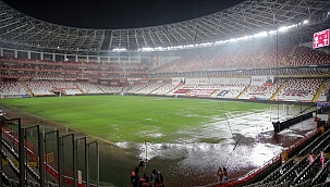 Fraport TAV Antalyaspor-Atakaş Hatayspor maçı ertelendi