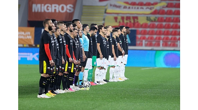 Göztepe ve Aytemiz Alanyasporlu futbolculardan Pierre Webo'ya destek