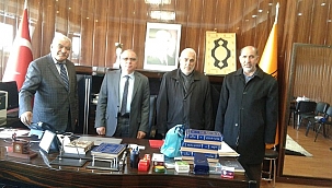 “İlahiyat talebelerini Zühd ve Takva kavramlarıyla barışık yetiştirmek lazım