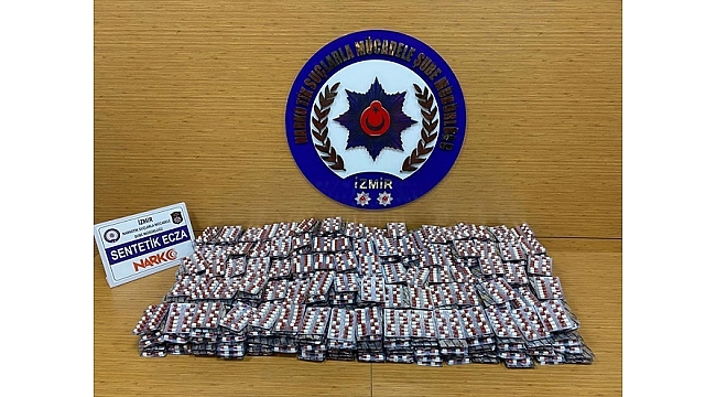 İzmir'de 16 bin 800 uyuşturucu hap ele geçirildi