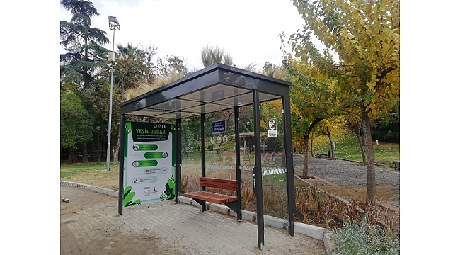 İzmir’in ilk doğa dostu otobüs durağı