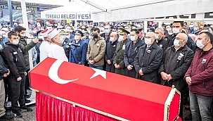İzmir şehidini uğurladı