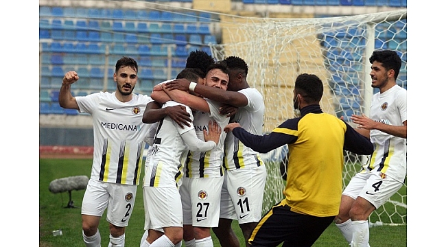 Menemenspor,şimdilik galip