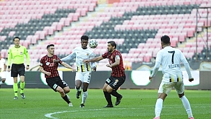 Menemenspor,uzatmada 1 puanı kurtardı
