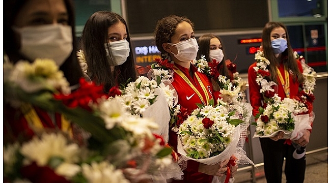 Milli cimnastikçilerin altın madalya gururu