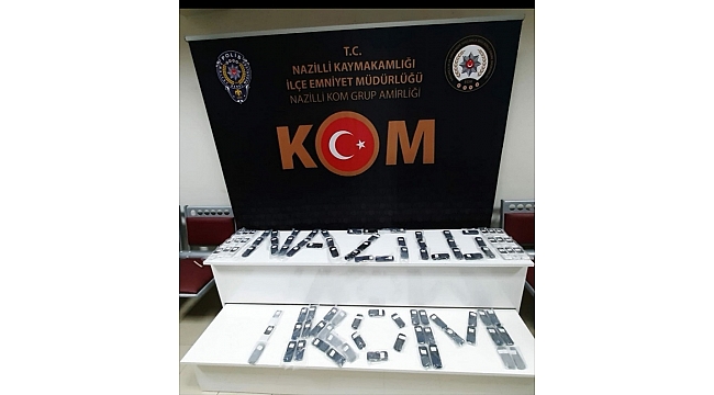 Otomobilde 94 kaçak cep telefonu ele geçirildi