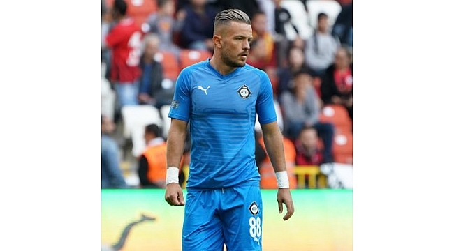 Özgür Özkaya'nın sol ön çapraz bağlarında kopma tespit edildi