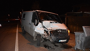 Para nakil aracı kamyonete çarptı: 1 ölü, 5 yaralı