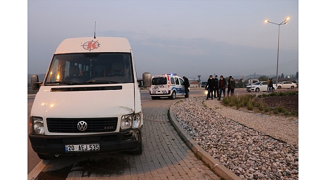 Polis aracına çarpınca yakalandı