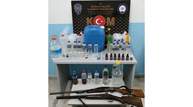 Sahte içki operasyonunda 3 şüpheli yakalandı