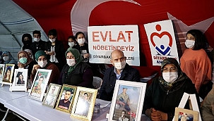 Bakan Soylu, Diyarbakır annelerini ziyaret etti