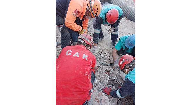 Çiğli Belediyesi'nden Kadınlara "Afet Yönetim" Eğitimi