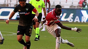 Denizlispor uzatmada 1 puanı kurtardı