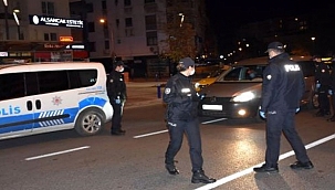 İzmir'de Kovid-19 tedbir ve kısıtlamalarına uymayan 1198 kişiye ceza