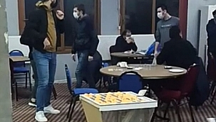 İzmir'de kumar oynayan 22 kişiye 203 bin lira ceza kesildi
