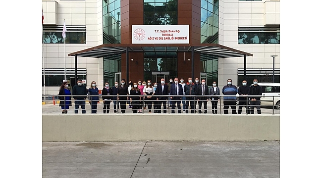 İzmir’in İlk Dijital Diş Hastanesi Unvanını Aldı
