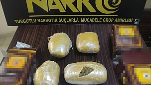 Manisa'da çay paketine gizlenmiş 2 kilo 750 gram esrar ele geçirildi