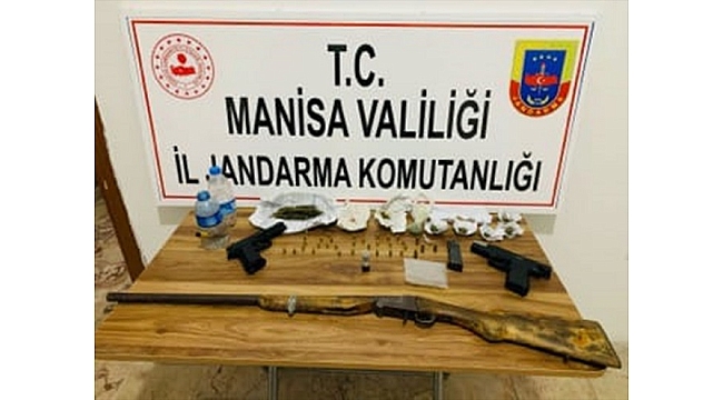 Manisa'daki uyuşturucu operasyonunda 3 kişi yakalandı