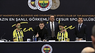 Mesut Özil Fenerbahçe'ye imzayı attı! Özil'den önemli açıklamalar