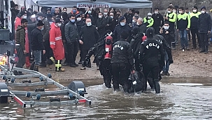 Otomobil gölete uçtu .2 ölü