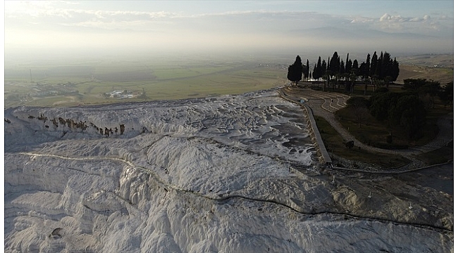 Pamukkale&#039;yi 2020&#039;de 625 bin kişi ziyaret etti