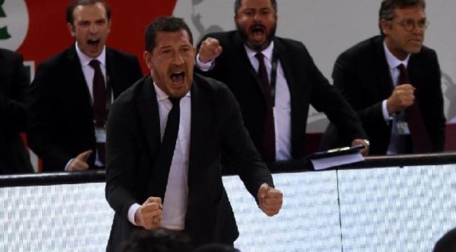 Pınar Karşıyaka rekor, Petkim çıkış peşinde