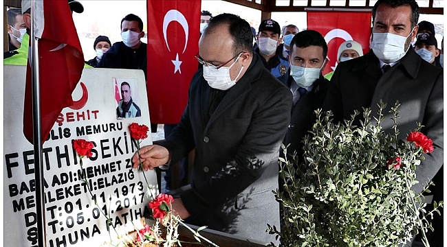 Şehit polis Fethi Sekin Elazığ'daki kabri başında anıldı