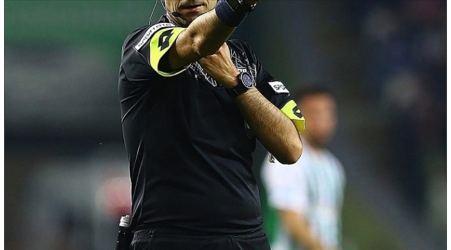 Süper Lig&#039;de 22. hafta maçlarını yönetecek hakemler açıklandı