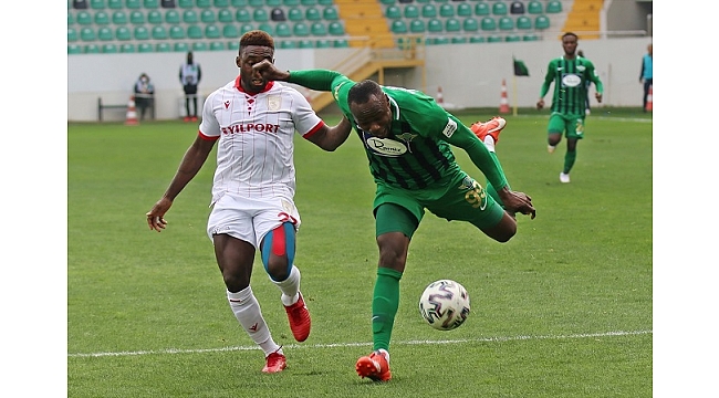 Akhisarspor kendi evinde fark yedi 1-4