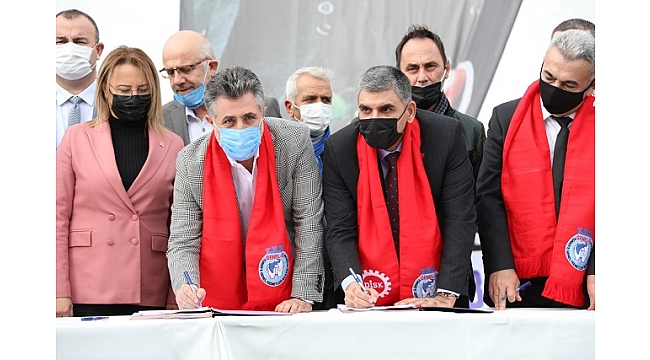Bayraklı'da Tarihi Gün!